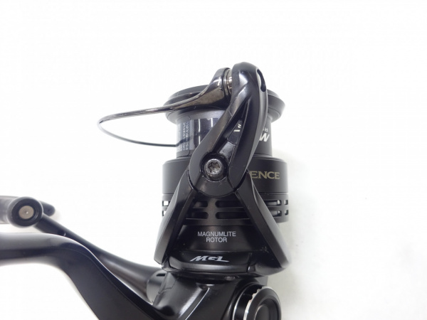 17エクセンスC3000MHG(03750)